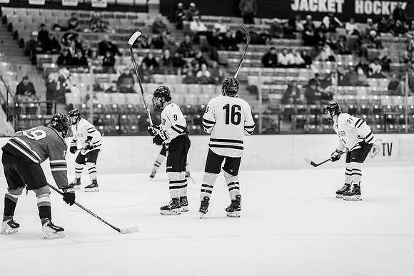 MHKY vs UWRF -134