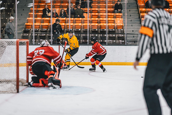 UWS MHKY vs UWRF-34