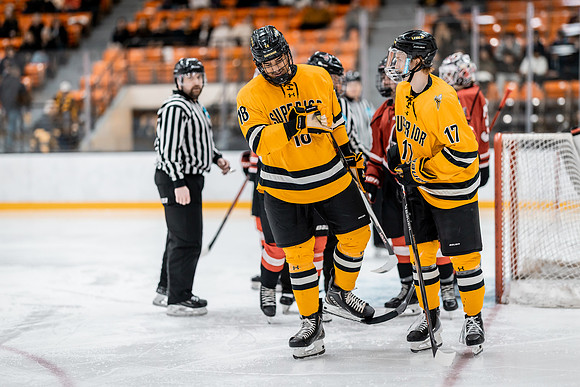 MHKY vs UWRF -29