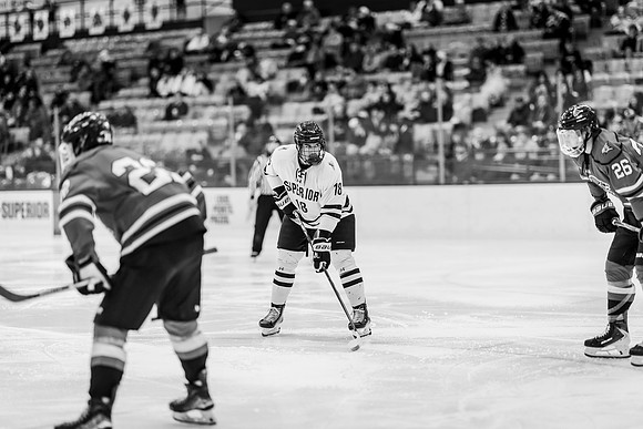 MHKY vs UWRF -25