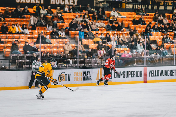 UWS MHKY vs UWRF-39
