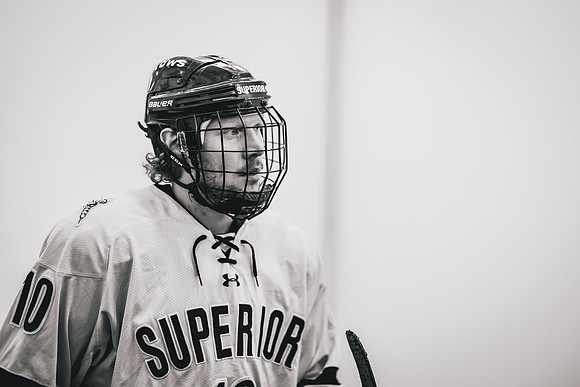 UWS MHKY vs UWRF-11