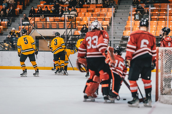 UWS MHKY vs UWRF-15