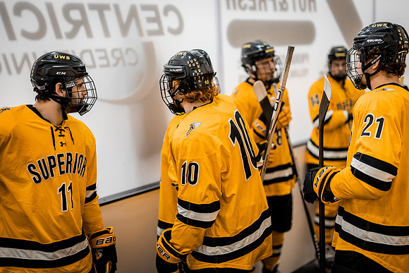 MHKY vs UWRF -177