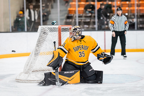 MHKY vs UWRF -52