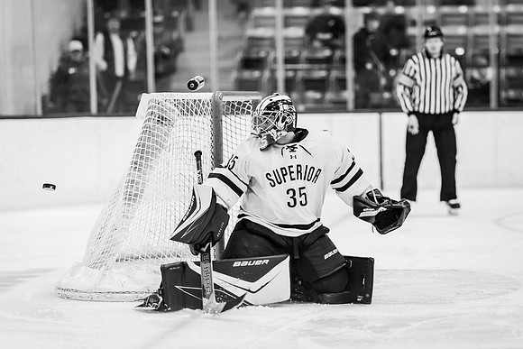 MHKY vs UWRF -53