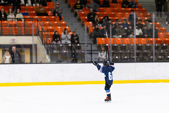UWS MHKY vs UWRF-118