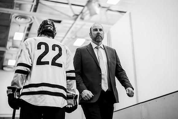 MHKY vs UWRF -162