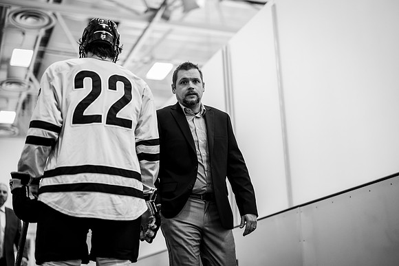 MHKY vs UWRF -160