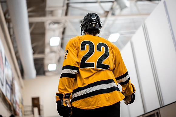 MHKY vs UWRF -148