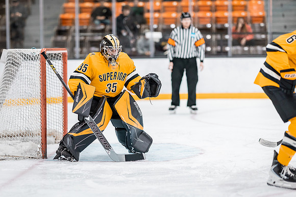 MHKY vs UWRF -50