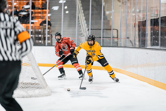 MHKY vs UWRF -44