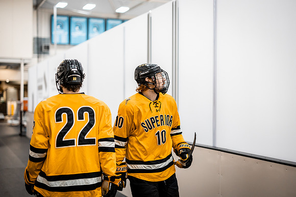 MHKY vs UWRF -171