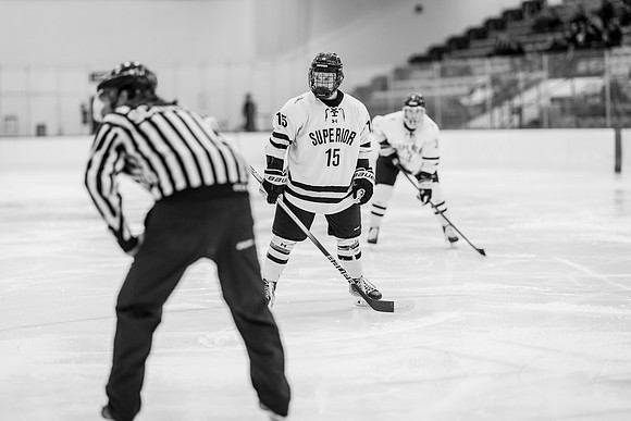 MHKY vs UWRF -40
