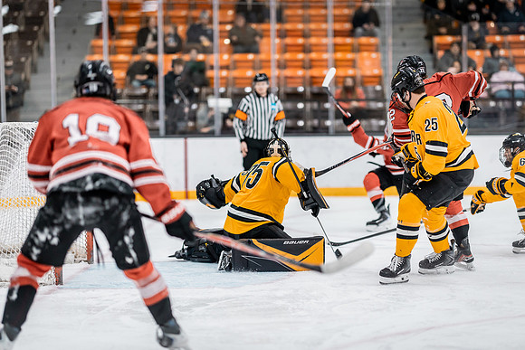 MHKY vs UWRF -54