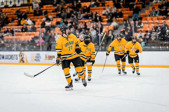 MHKY vs UWRF -95