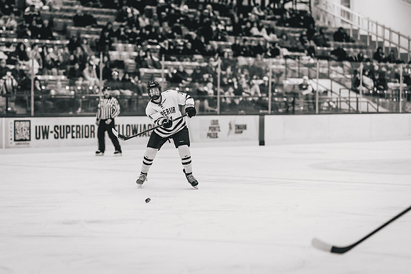 UWS MHKY vs UWRF-49