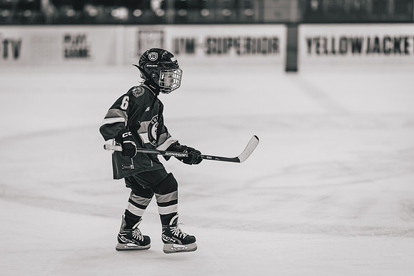 UWS MHKY vs UWRF-61