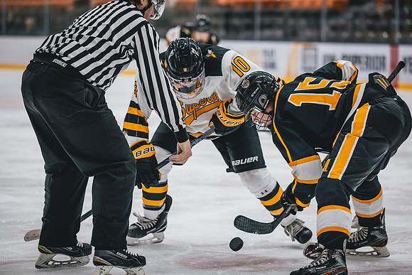 CMHKY vs UWM -117