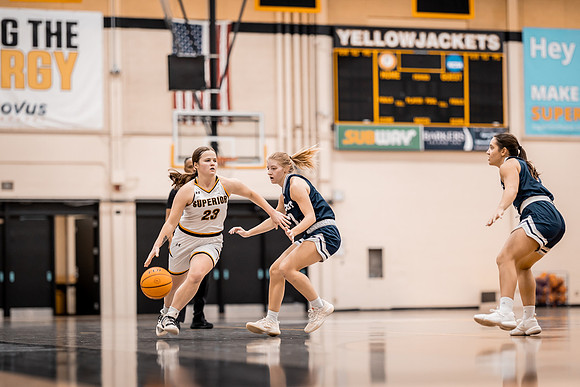 WBB vs STOUT -128