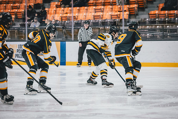 CMHKY vs UWM -83