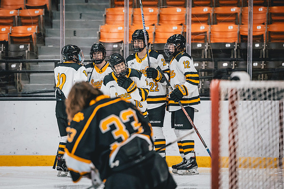 CMHKY vs UWM -97