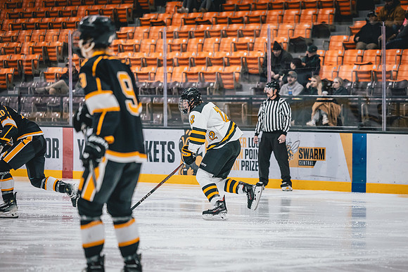 CMHKY vs UWM -81