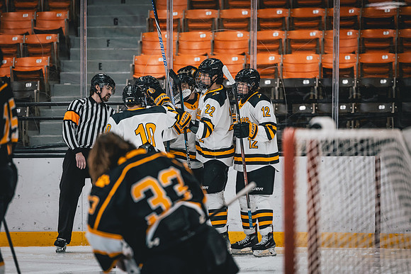 CMHKY vs UWM -95