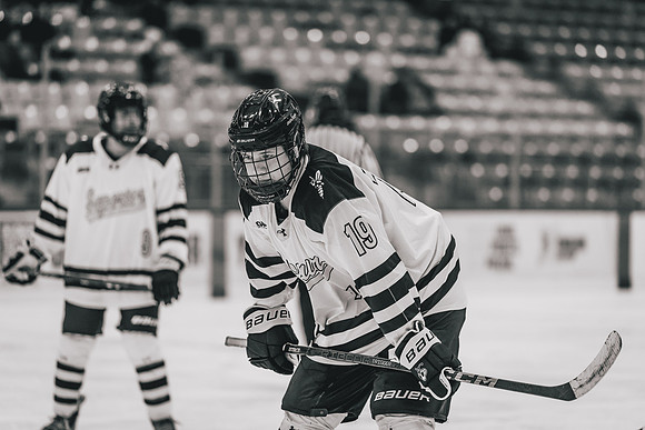 CMHKY vs UWM -53