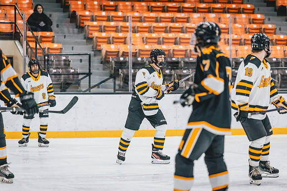 CMHKY vs UWM -43