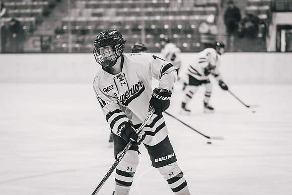 whky vs uwec-25