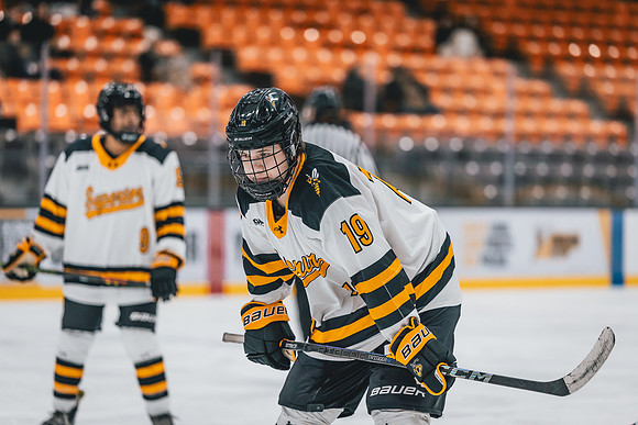 CMHKY vs UWM -52