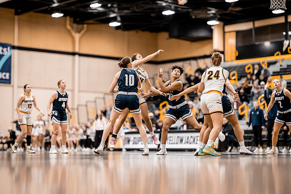 WBB vs STOUT -149