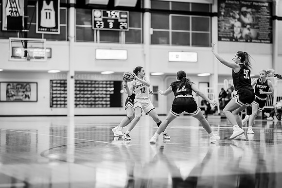 WBB vs STOUT -160