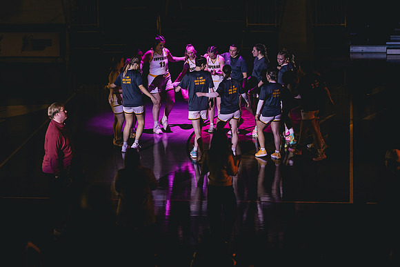 WBB vs STOUT -35