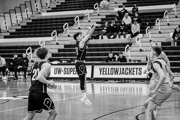 MBB vs SNC -126