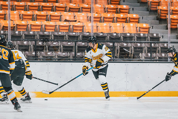 CMHKY vs UWM -37