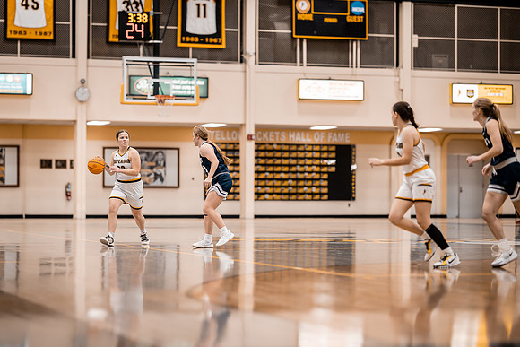 WBB vs STOUT -180