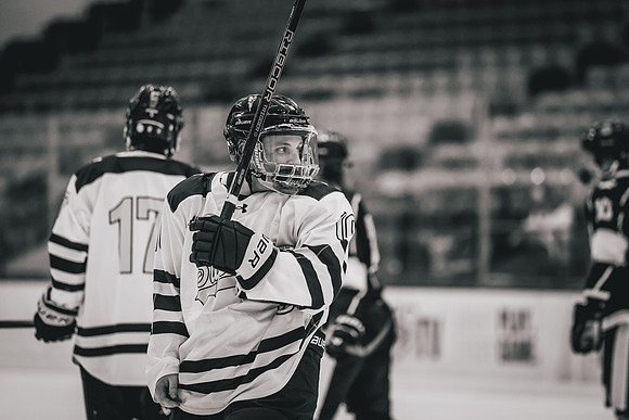CMHKY vs UWM -167