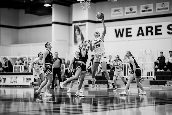 WBB vs STOUT -195
