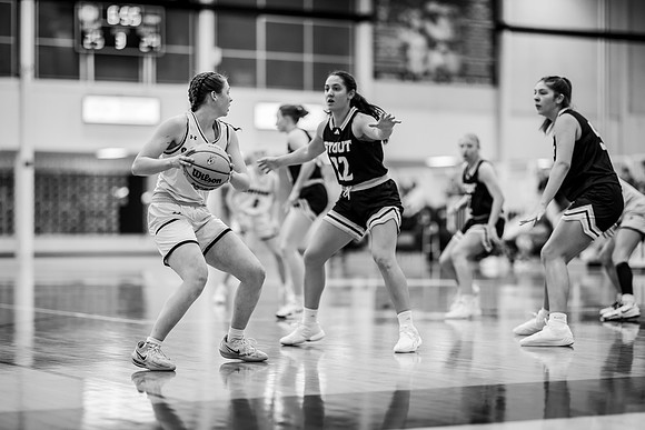 WBB vs STOUT -168