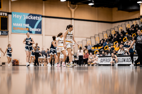 WBB vs STOUT -154
