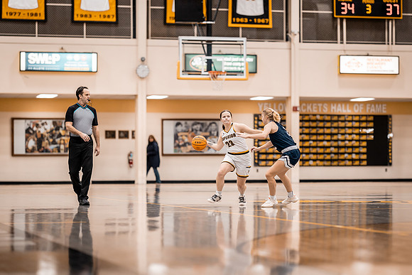 WBB vs STOUT -196