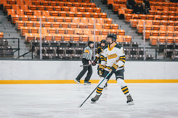 CMHKY vs UWM -32