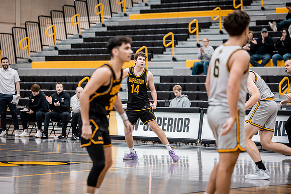 MBB vs SNC -71