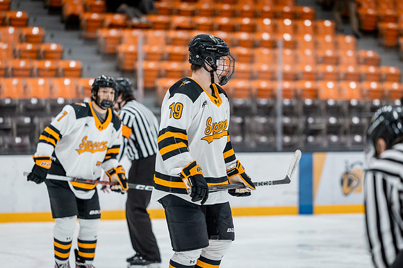 CMHKY vs UWM -8