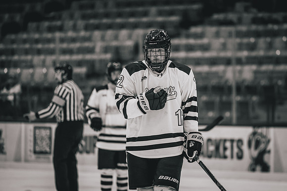 CMHKY vs UWM -156