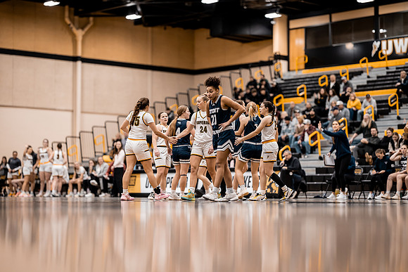 WBB vs STOUT -153