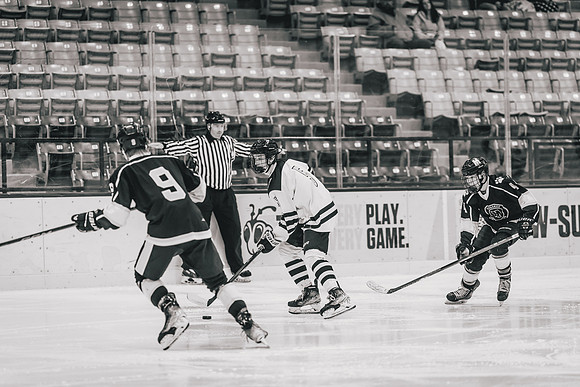 CMHKY vs UWM -28