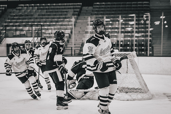 CMHKY vs UWM -143